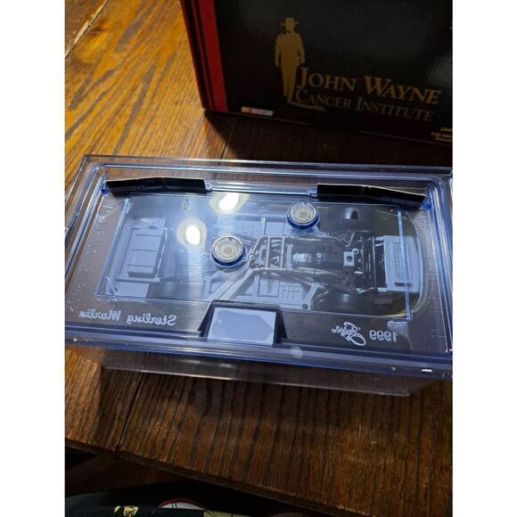Vintage 99 Team Caliber Sterling Marlin John Wayne Institute Die Cast Nascar - Picture 8 of 10
